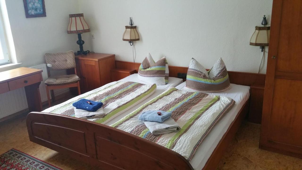 Gasthof Alte Fischerhuette Altfriesack 객실 사진